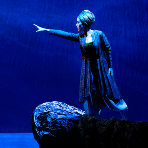 © Edouard Brane Sarah Charles on stage - Dido and Aeneas
