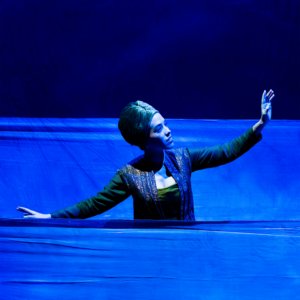 © Edouard Brane Sarah Charles on stage - Dido and Aeneas